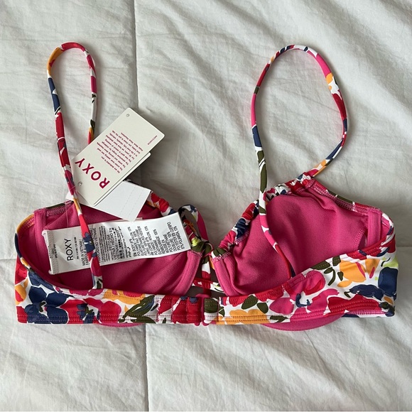 brand new Roxy swimsuit - Picture 7 of 8